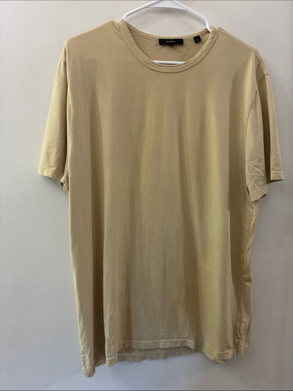 Vince Short-Sleeve Crew Neck T-Shirt in Beige - men’s large - 100% Cotton